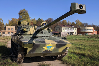 下放至120毫米 「莲花」自走炮获专用精准导引炮弹