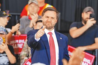 反川到挺川 副手范斯关注台湾晶片