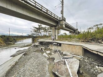 花蓮路基遭淘空 恐波及台鐵