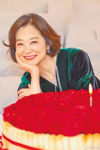 林青霞迎70歲獻聲寵粉