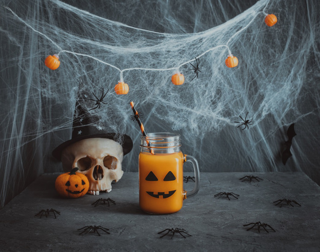 英國蘇格蘭一群年輕人到酒吧參加萬聖節活動，卻意外撿到一顆真實的人類斷頭。（示意圖：Shutterstock／達志）