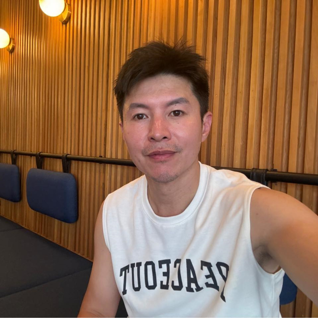 谢曜州称讚邱瓈宽很猛。（图／翻摄自谢曜州脸书）