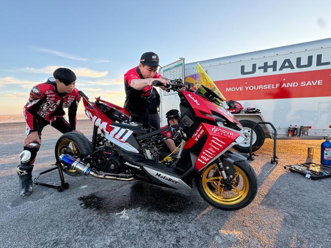 團隊所遇到的第一個問題是Bonneville Speedway的海拔高達1280m，導致大氣壓力、含氧量等條件和台灣截然不同。（三陽提供）