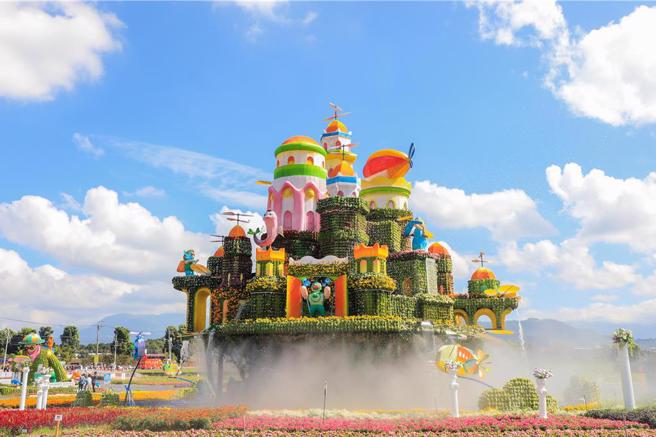 台中花毯節9日登場！掌握交通有新招，「鏡頭君」直播即時路況。（台中市觀旅局提供）