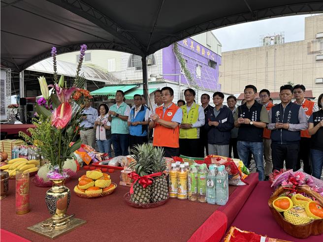 国土署与冬山乡公所今举办「美和路拓宽工程」动土典礼。（吴佩蓉摄）