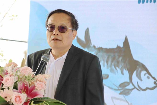 針對台鹽綠能弊案，台泥綠能董事長呂克甫表示「相信只是個案」，不會因台鹽綠能這件事影響台泥綠能的發展。(呂妍庭攝)