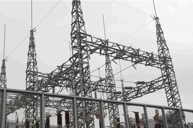 台泥嘉謙綠能漁電共生一期案場A-F6區已於2022年11月全數併網發電，至今已為台電發出1億3749萬6643度綠電。(呂妍庭攝)