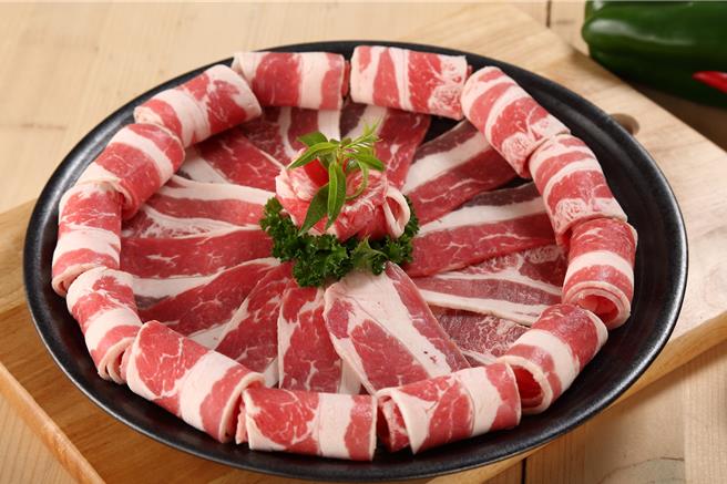  city’super周年庆澳洲牛五花火锅肉片约500g，优惠价899元。（city’super提供）