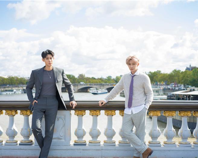 炎亚纶（右）、李玉玺将携手进军韩国。（晴空鸟提供）