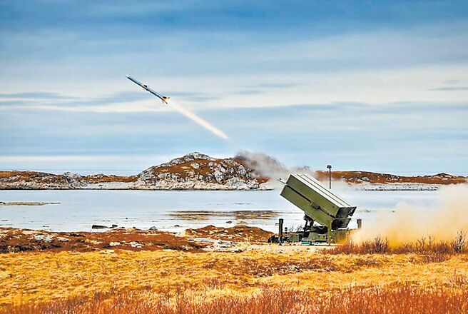 美国政府宣布出售台湾3套「国家先进地对空飞弹系统」（NASAMS）及相关设备等。（摘自Kongsberg官网）
