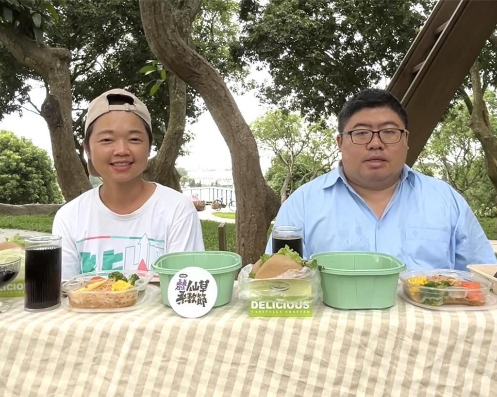 蔡易餘吃播宣傳水上鄉仙草節 遇地震「多吃幾口燒肉壓壓驚」