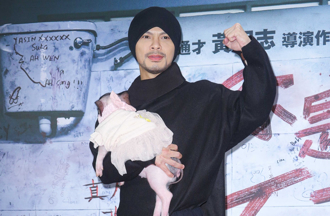 黄明志在台买房好事近？ 与化妆师女友被拍同居私下超话痨