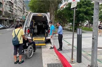 北市「營業用共用臨停區」達標100格 私家車佔用恐挨罰並拖吊