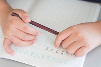 小四數學題「用估的」網看傻眼 內行曝原因：超實用