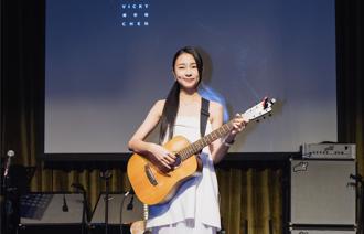 陳忻玥認了曾花4萬上心靈課程 單身2年玩交友軟體課金當VIP