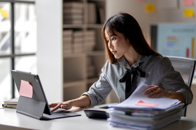 牛、蛇、猴、豬4生肖年底前需小心行事，才能戰勝困難。（示意圖：Shutterstock／達志）