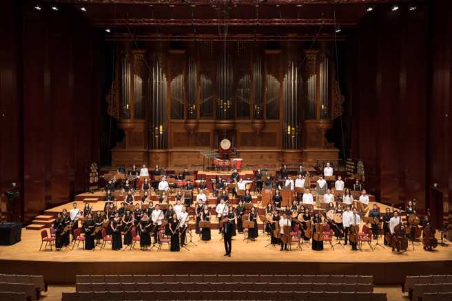 臺北市立國樂團將於11月9-10日推出「青春戀歌―許石與楊三郎作品音樂會」。(圖/臺北市立國樂團提供)