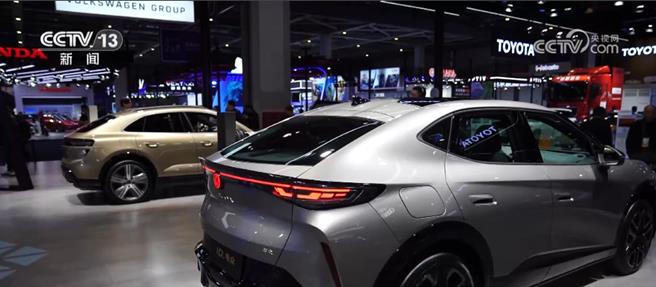 多家参展进博会跨国车企反对欧盟对陆电动汽车制裁。（大陆央视）