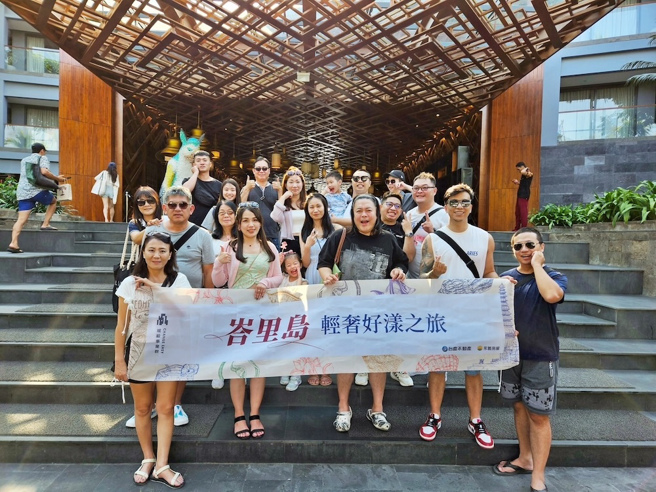 「成为更好的仲介，完成更好的买卖，成就更好的自己」是余柏霖的经营理念，也是他对伙伴们的期许。(图/永庆房产集团提供)