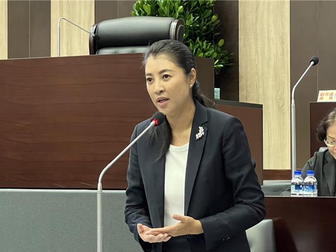 南投縣長許淑華表示，八卦山旱灌計畫隨著官員更迭，造成工程延宕，已請立委游顥督促中央盡快將蓄水工程做好。（楊靜茹攝）