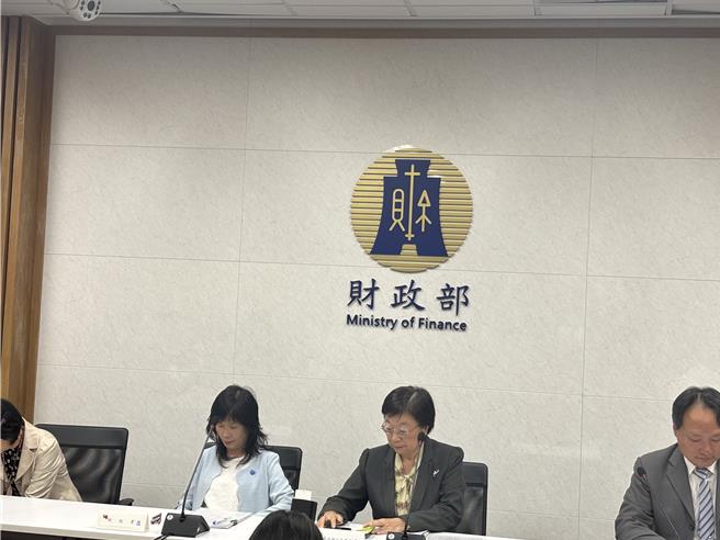 雲端發票抽獎活動異常說明會(圖／吳靜君攝)