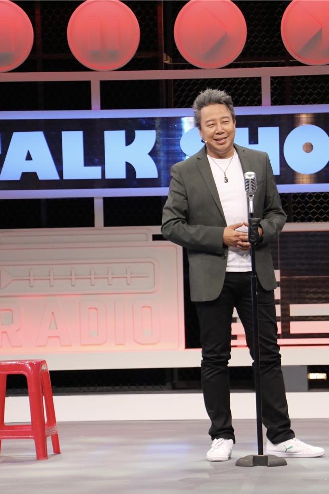 歐耶曾在高鐵上放屁，冒充自己是董至成。（客家電視提供）