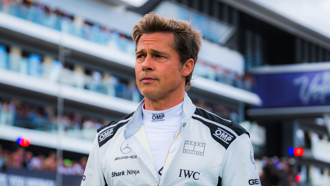 60歲小布拍電影慘遭「女粉強吻」 10秒畫面被錄下網怒轟：太瘋狂了