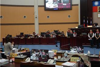 花莲撤村人数兜不拢螺丝松了？ 官员驳混淆视听   议员怒回：闭嘴啦