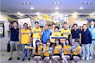 中信兄弟十冠封王遊行將登場 盧秀燕喊：百萬象迷站出來