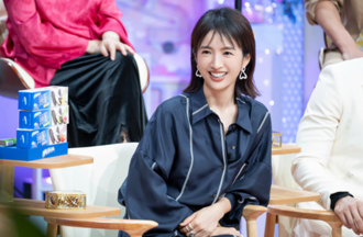 42歲林依晨眼紋遮不住 近況「尖角突出」真面目 網嚇：脫相了