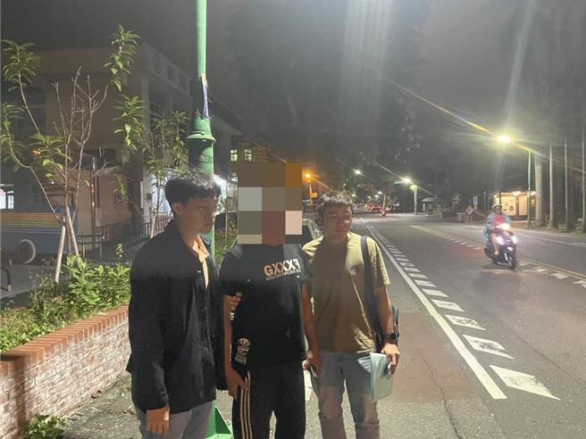 中市警五分局获报追缉，陆续带回行凶黄、陈2名男子及幕后藏镜人邱男侦办。（民眾提供／冯惠宜台中传真）