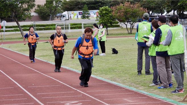 術科測驗－負重跑走資料照片。（林保署台東分署提供／蔡旻妤台東傳真）