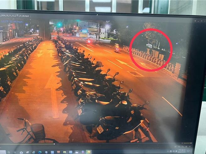 新竹市北區大湳雅公園附近台電變電箱及公共設施，近日遭人塗鴉，影響市容。（警方提供／王惠慧新竹傳真）