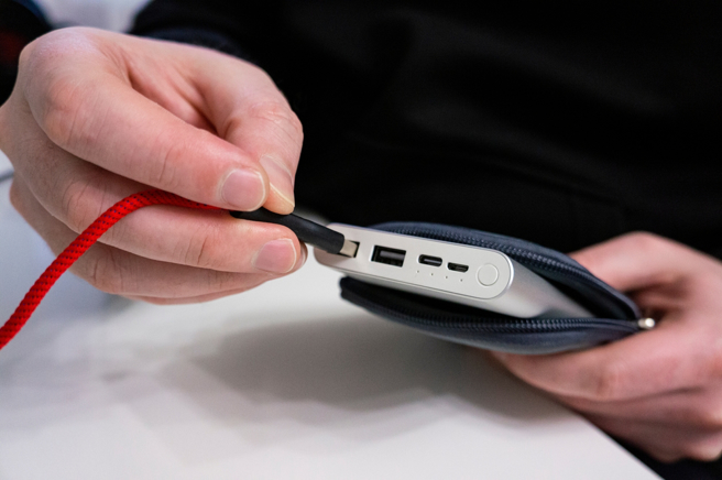 带行动电源出国要注意是否符合航空公司的规定。（图：shutterstock／达志）