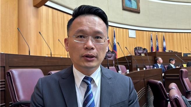 桃園市副市長蘇俊賓認為齊頭式補貼恐稀釋有限資源。(蔡依珍攝)