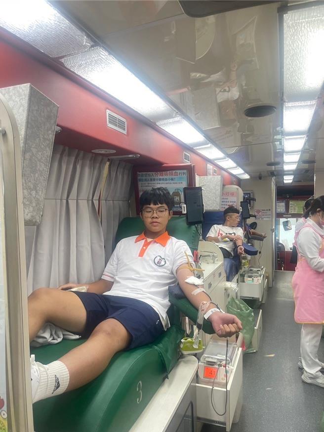 2024年11月7日苗栗縣／君毅高中7日舉辦了第20屆捐血活動。(君毅高中提供／呂麗甄苗栗傳真）(君毅高中提供／呂麗甄苗栗傳真）