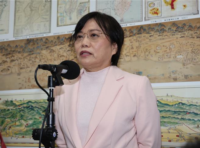 內政部長劉世芳表示，國土計畫現於第3階段，3分之2縣市已提送國土功能分區圖，而今天有多個縣市允諾，盡量下個月送至內政部審議。若有縣市有困擾，內政部會協助溝通。（姚志平攝）