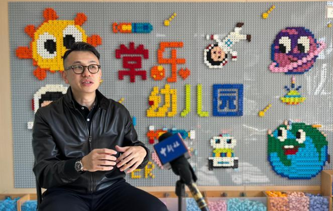 柯鑫谈起接班过程，深知隔行如隔山。也是感触颇深。（图/金津提供）