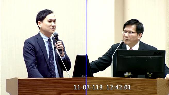 立委葉元之（左）今（7）日質詢外交部長林佳龍（右）。（摘自國會頻道）