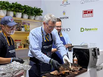 川普当选影响农产品贸易？ 美方表态：希望在中国市场提高参与度