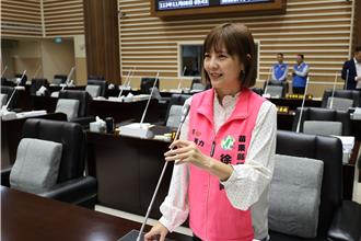 绿议员要求建置新生儿幸福卡  锺东锦嘆财划法不修苗栗难翻身