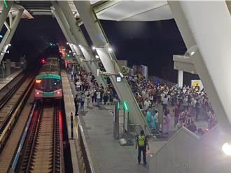 旅客意外落軌！月台門議題再起 高捷：將評估安裝