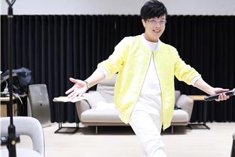 「办桌二人组」冯伟杰宣布离开台湾！遇连环车祸、失眠猛冒红疹