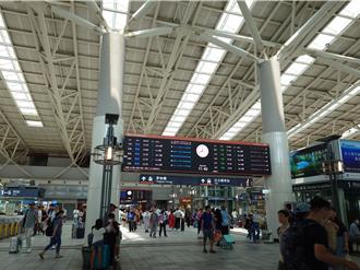 高铁左营站惊传女子持剪刀自伤 疑感情受挫情绪失控吓坏旅客