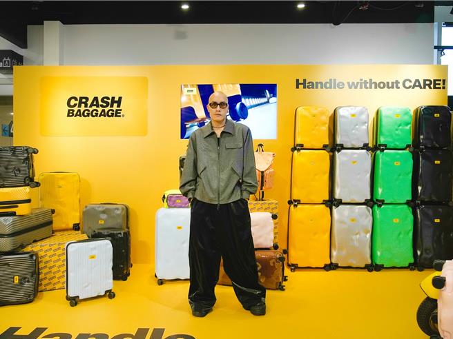 黄宣8日出席代言活动，打造帅气造型。（Crash Baggage提供）