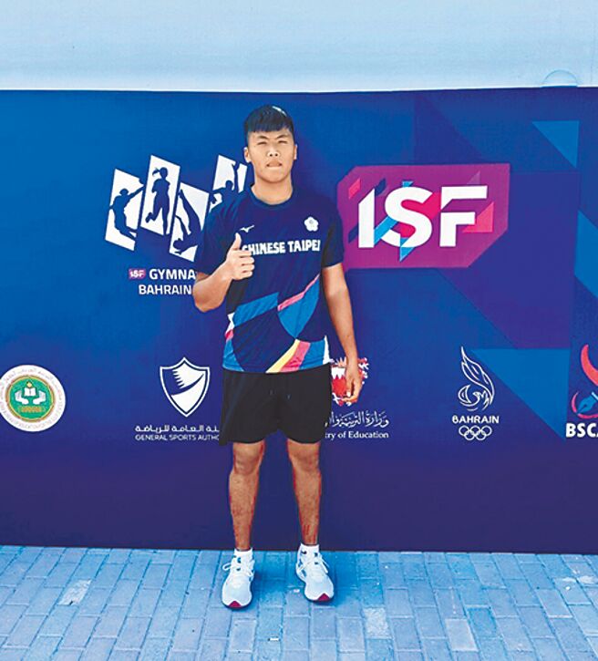 基隆市中山高中學生林盧品均在世中運奪下男子組鏈球5公斤第5名佳績，並打破台灣U18全國男子紀錄。（基隆市教育處提供／徐佑昇基隆傳真）