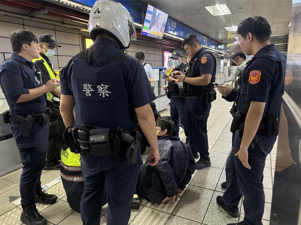 新北今年有7生帶刀械到校 教育局加強列管維護安全