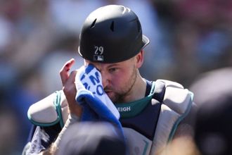 MLB》最會抓盜壘的鐵捕 水手羅雷獲頒「白金手套獎」