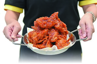 新．餐．廳－全智賢最愛韓國炸雞第一品牌 bhc CHICKEN插旗台北大巨蛋