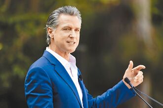 加州带头 蓝州酝酿反川之战